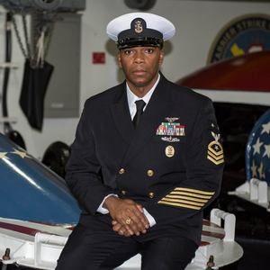 Meet your Posher, Christopher